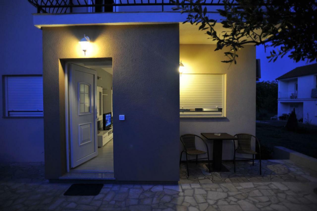 Apartment Stefania روفينج المظهر الخارجي الصورة